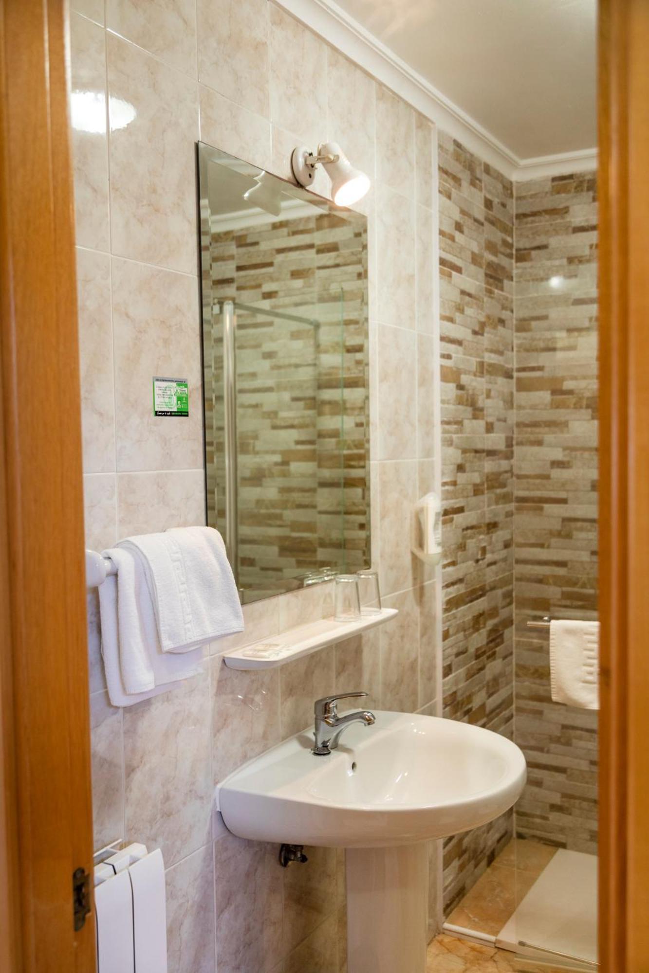 Hotel Ria De Suances Ngoại thất bức ảnh