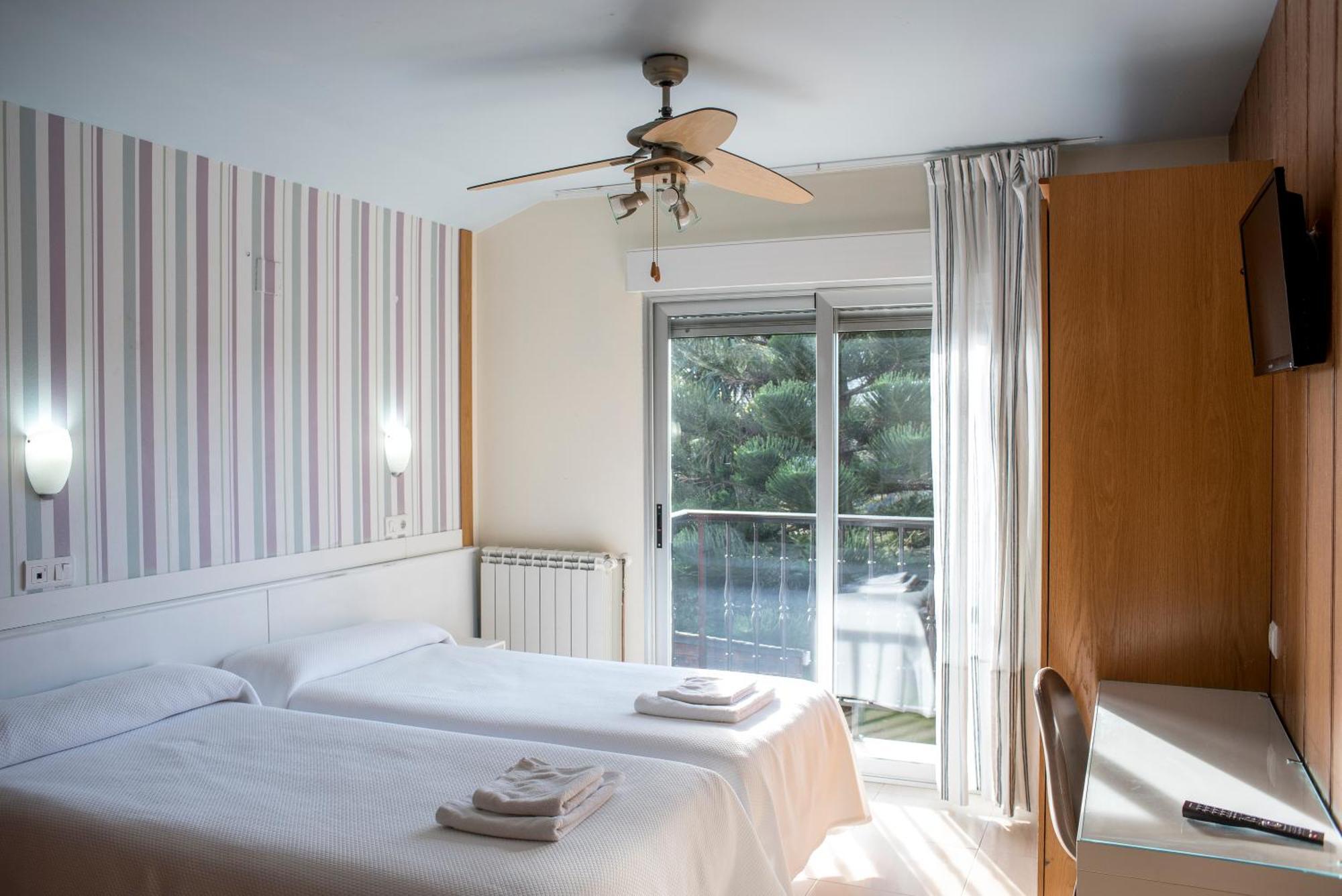 Hotel Ria De Suances Ngoại thất bức ảnh